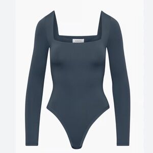 Babaton Square Neck Long Sleeve Bodysuit in Dark Gray - XS
